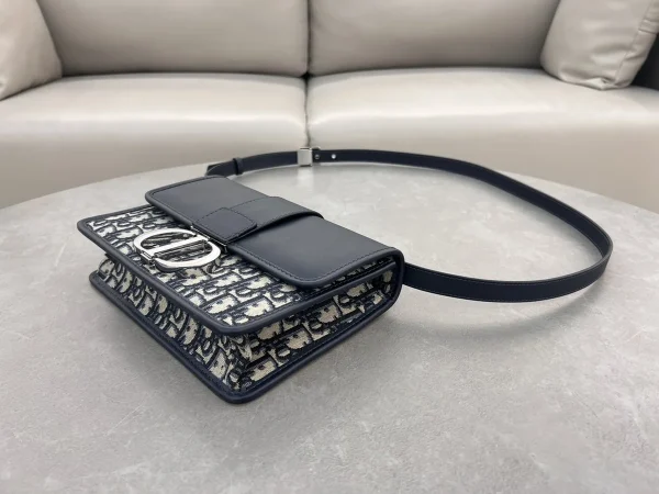 Dior 30 Montaigne 藍色皮革斜背包中號MM-M9203：圖片 8