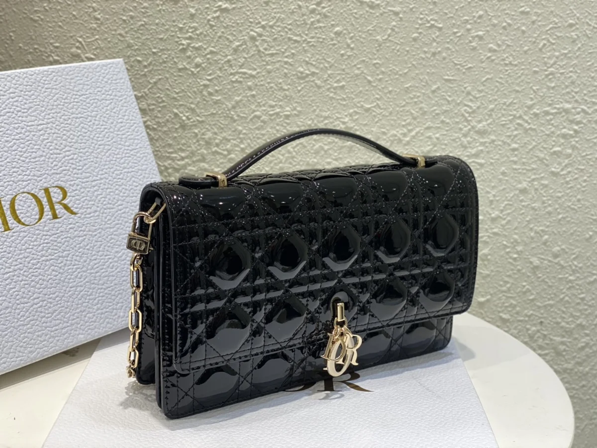 Dior Top 黑色漆皮斜挎包小號PM-M0997 4 Dior Top 黑色漆皮斜挎包小號PM-M0997