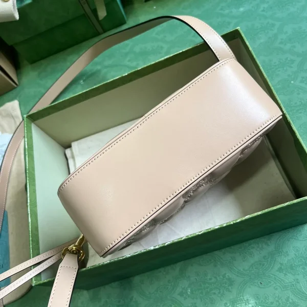 GUCCI GG Quilted小號粉米皮革斜挎包-702234：圖片 4