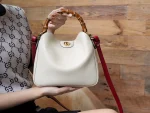 GUCCI Diana小號白色皮革斜揹包-746251：圖片 2