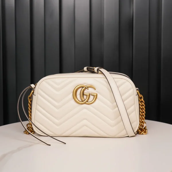 GUCCI GG Marmont小號黑色絎縫皮革鏈條包-447632：圖片 2
