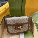 GUCCI 馬銜扣1955馬銜扣小號紅色皮革斜揹包-602204：圖片 2