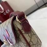 GUCCI GG Monogram小號米棕塗層布斜揹包-818764：圖片 7