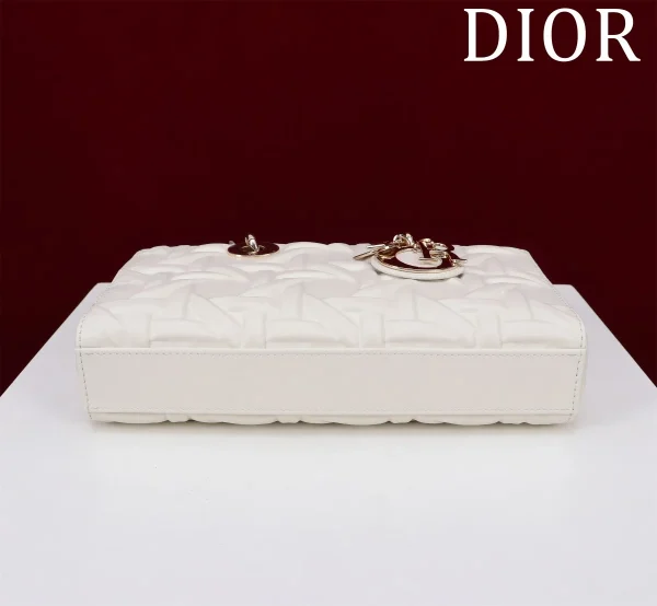 Dior Lady 奶白小牛皮單肩包中號MM-M0540：圖片 5
