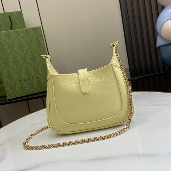 GUCCI Jackie Notte淺黃漆皮肩揹包-782889：圖片 4
