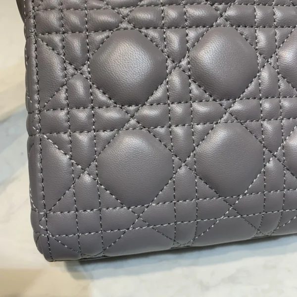 Dior Lady mini銀色小牛皮包mini-M0505：圖片 8
