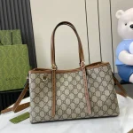 GUCCI GG Emblem小號米棕皮革手提包-815214：圖片 2