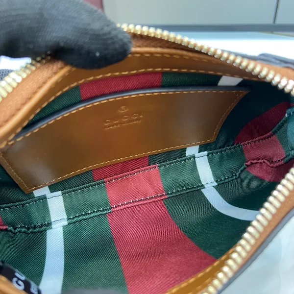 GUCCI GG Emblem超迷你米棕帆布肩揹包-820696：圖片 8
