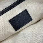 GUCCI GG Emblem中號銀色皮革肩揹包-815277：圖片 10