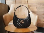 GUCCI GG Marmont黑色皮革斜挎包-699514：圖片 3