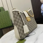 GUCCI GG Supreme中號米棕皮革斜揹包-795113：圖片 3