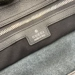 GUCCI GG Signature中號黑色粒面斜揹包-801887：圖片 10