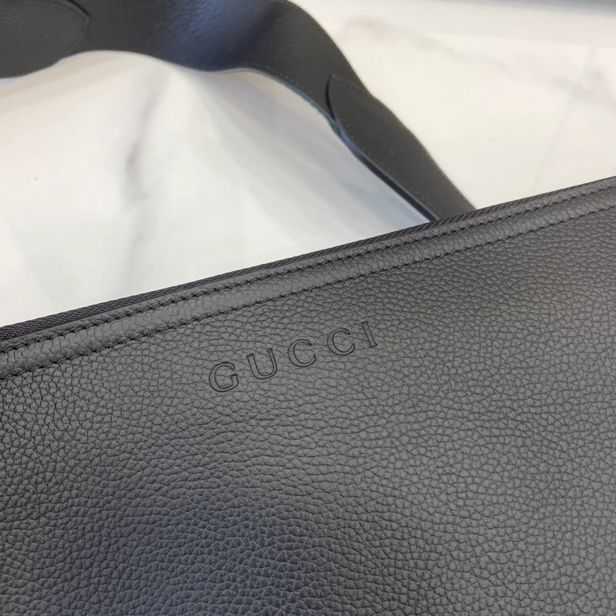 GUCCI GG Signature中號黑色粒面斜揹包-801887 6 GUCCI GG Signature中號黑色粒面斜揹包-801887
