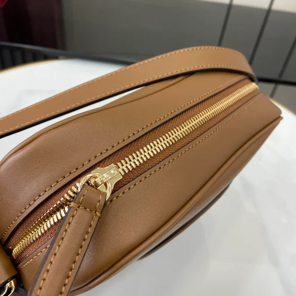 GUCCI Blondie迷你黑色皮革-820429：圖片 7