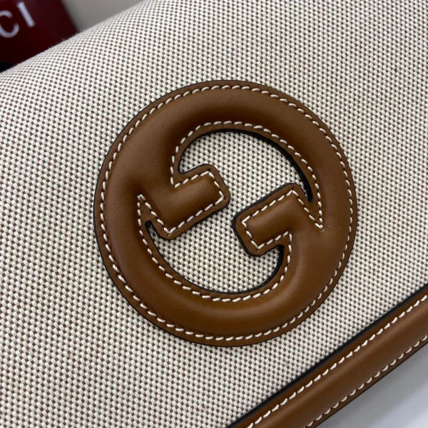 GUCCI Blondie小號棕色皮革斜背包-815714：圖片 6