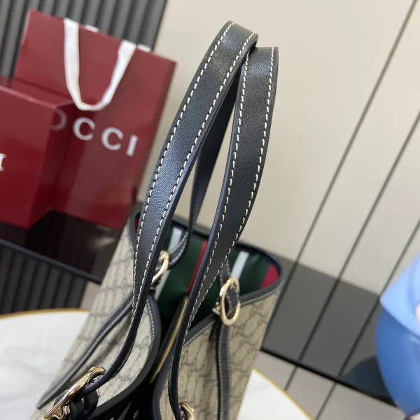 GUCCI GG Emblem中號米棕帆布托特包-815213：圖片 8