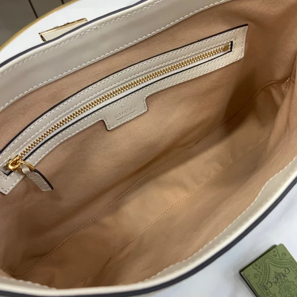 GUCCI GG Supreme中號米棕皮革斜揹包-795113：圖片 9