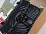GUCCI GG Marmont迷你灰褐絎縫皮斜揹包-446744：圖片 10