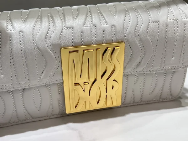 Dior Miss 白色小牛皮翻蓋包小號PM-M2610：圖片 5