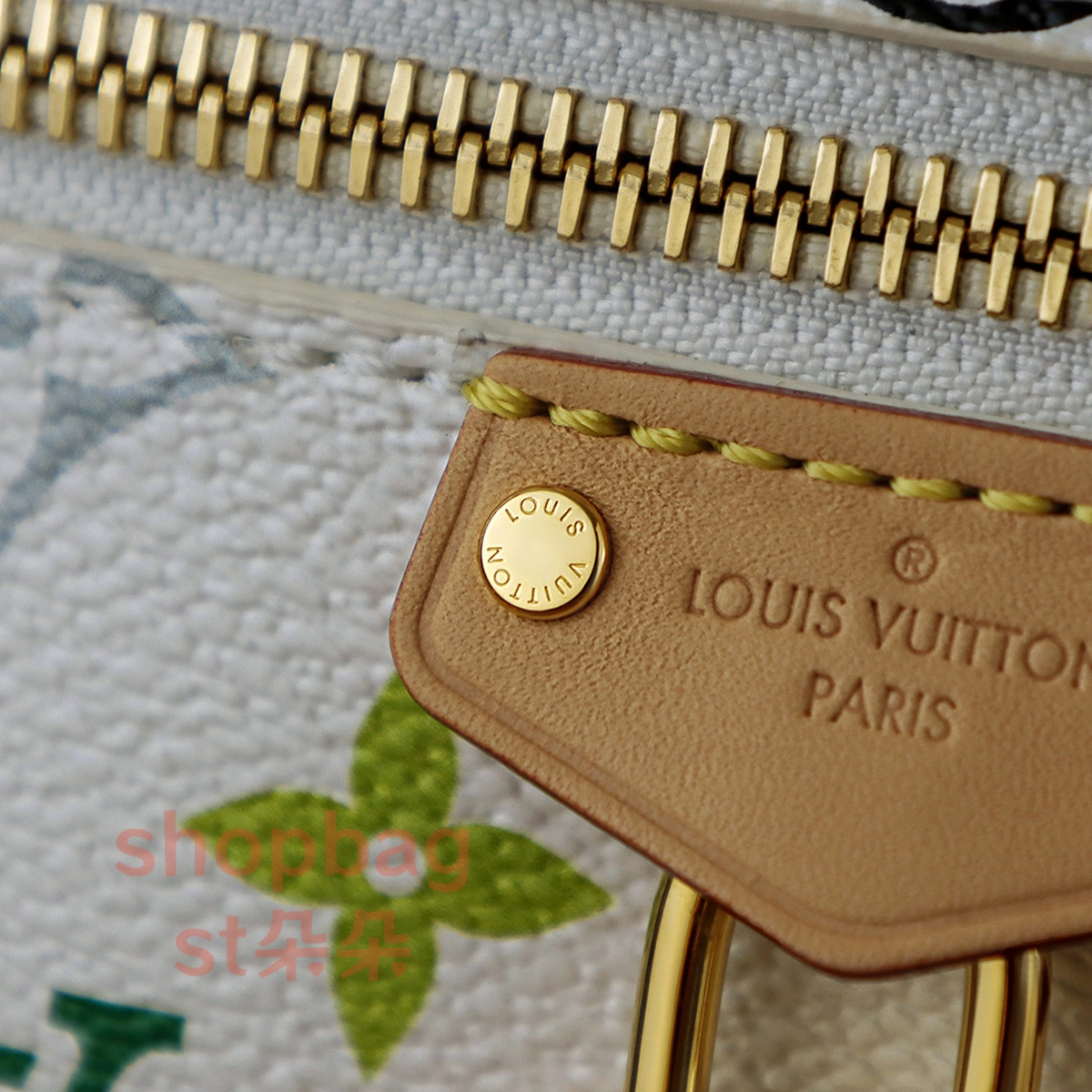 複刻包LV x 村上隆復刻版Vanity Chain Pouch 彩色Monogram鏈條隨身包 12 複刻包 頂級包包 超a包LV x 村上隆復刻版Vanity Chain Pouch 彩色Monogram鏈條隨身包 實拍照片