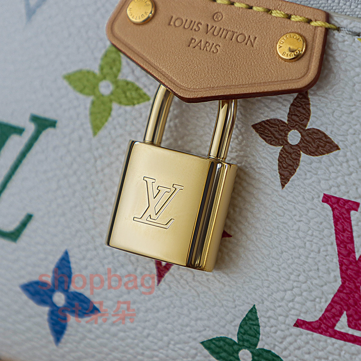 複刻包LV x 村上隆復刻版Vanity Chain Pouch 彩色Monogram鏈條隨身包 11 複刻包 頂級包包 超a包LV x 村上隆復刻版Vanity Chain Pouch 彩色Monogram鏈條隨身包 實拍照片