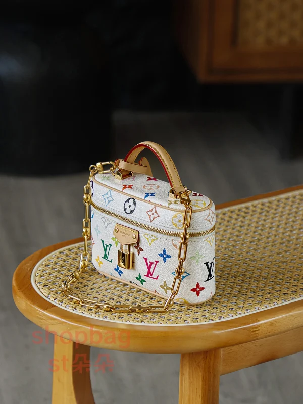 複刻包LV x 村上隆復刻版Vanity Chain Pouch 彩色Monogram鏈條隨身包：圖片 7