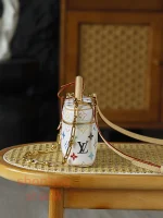 複刻包LV x 村上隆復刻版Vanity Chain Pouch 彩色Monogram鏈條隨身包：圖片 3