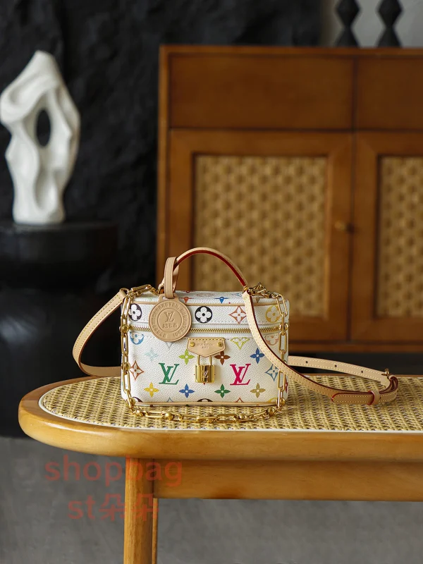 複刻包LV x 村上隆復刻版Vanity Chain Pouch 彩色Monogram鏈條隨身包
