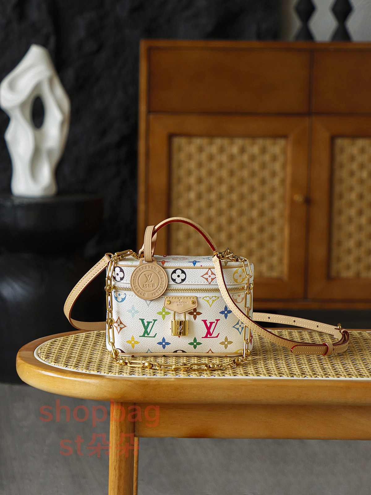 複刻包LV x 村上隆復刻版Vanity Chain Pouch 彩色Monogram鏈條隨身包 1 複刻包 頂級包包 超a包LV x 村上隆復刻版Vanity Chain Pouch 彩色Monogram鏈條隨身包 實拍照片