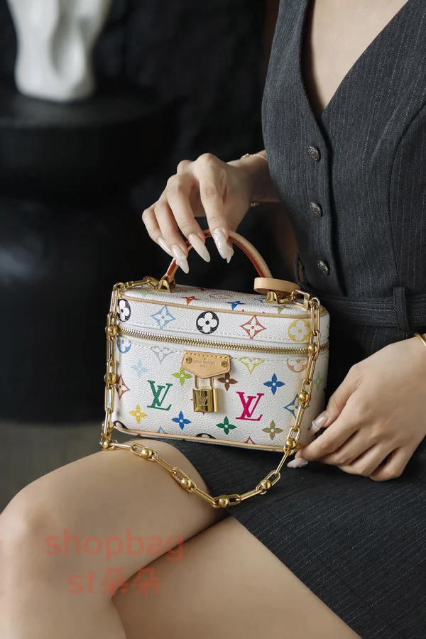 複刻包LV x 村上隆復刻版Vanity Chain Pouch 彩色Monogram鏈條隨身包：圖片 23