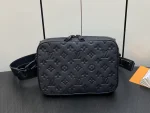 Louis Vuitton Steamer郵差包 | Taurillon Monogram壓花牛皮 經典鏈帶設計：圖片 5