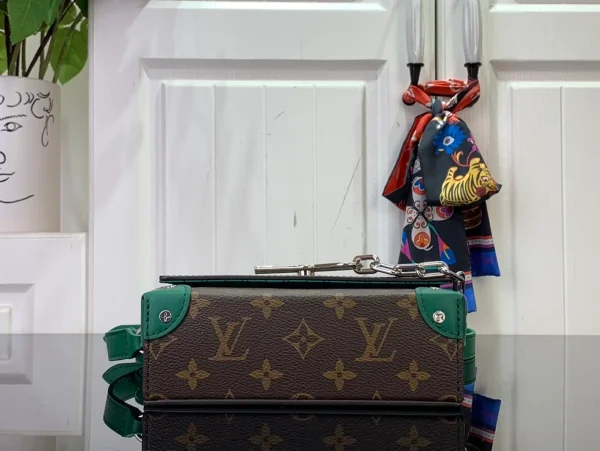 Louis Vuitton Steamer可穿戴式錢包 - Borneo綠色Monogram Macassar塗層帆布：圖片 5