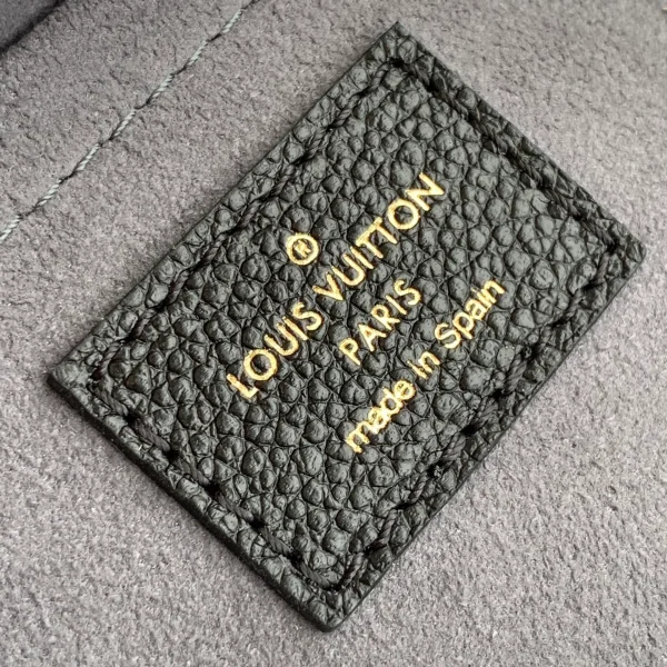 Louis Vuitton Multi Pochette Accessoires 斜背包 | Monogram Empreinte 皮革二合一設計：圖片 8