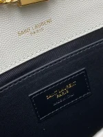 KATE雋永粒面壓紋皮革手袋：圖片 10