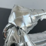 迷你霧狀鏡面銀色羊皮革手提包：圖片 6