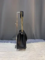 菱格紋絎縫小羊皮信封包：圖片 3