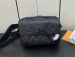 Louis Vuitton Steamer郵差包 | Taurillon Monogram壓花牛皮 經典鏈帶設計：圖片 2