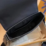 Louis Vuitton District PM 郵差包 - Damier Graphite 經典重塑：圖片 9