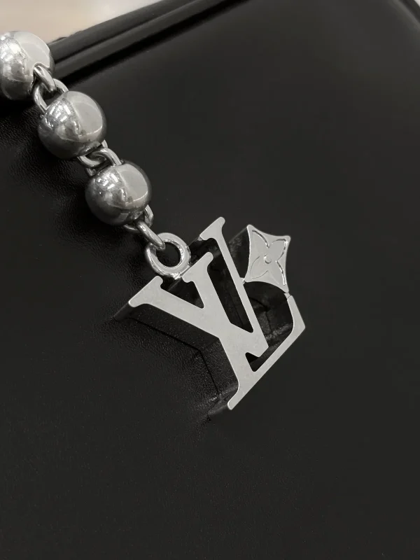 Louis Vuitton Nil黑色小牛皮都市手提包：圖片 10