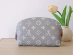 LV Pochette Cosmétique PM 梳洗袋 - Monogram Trianon 塗層帆布：圖片 4