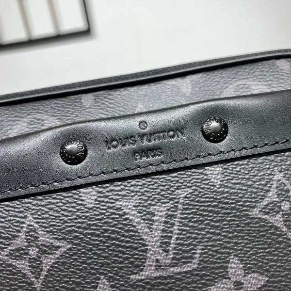 Louis Vuitton Alpha 可穿戴式錢包 - Monogram Eclipse 帆布款：圖片 9