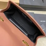 菱格紋絎縫小羊皮信封包：圖片 9