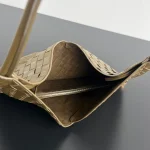 BottegaVeneta中號Intrecciato編織泥土棕羊皮革肩背包：圖片 6
