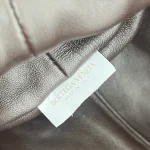 BottegaVenetaIntrecciato編織皮革手拿包（巧克力棕）：圖片 10