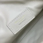 GABY小羊皮拉鏈小袋 | CASSANDRE印花方形綑縫設計：圖片 10