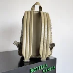 BottegaVeneta灰褐色Intrecciato編織小號皮革背包：圖片 4