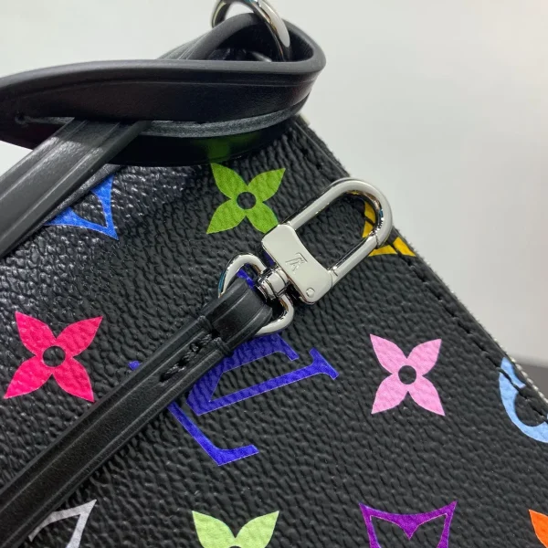 LV x TM CarryAll Vibe MM 小羊皮包包 - 黑色 Monogram 復刻版：圖片 7