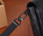 路易威登S-Lock鎖扣直式隨身錢包 M82252：圖片 6