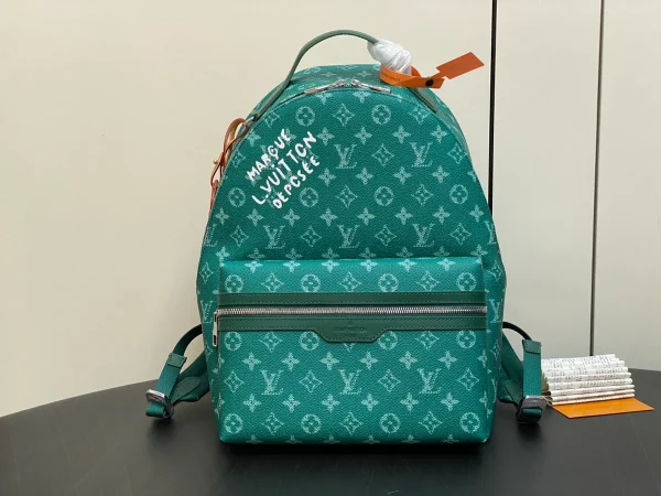 LV Discovery Backpack PM 菲董聯名款 Monogram Heritage帆布背包：圖片 2