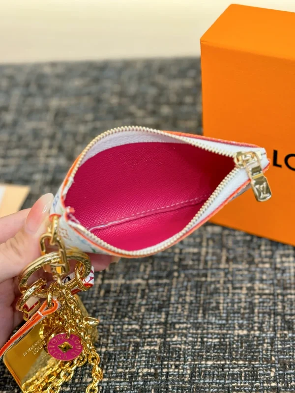 LV x TM 彩虹Monogram塗層帆布Phone Holder復刻版：圖片 7